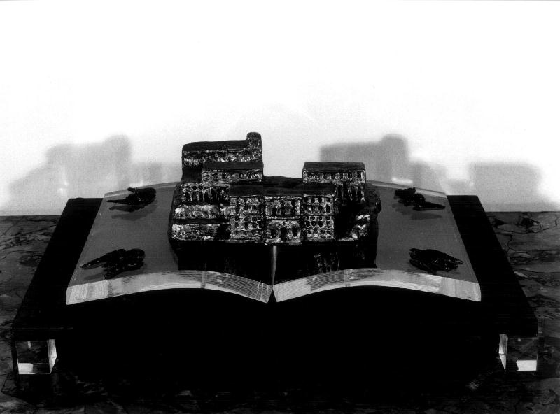 scultura, opera isolata - produzione italiana (sec. XX)