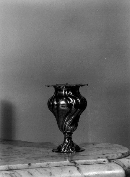 vaso da fiori, serie - bottega genovese (prima metà sec. XX)