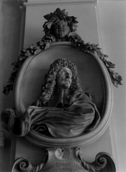 ritratto d'uomo (scultura, elemento d'insieme) di Ponsonelli Giacomo Antonio (primo quarto sec. XVIII)