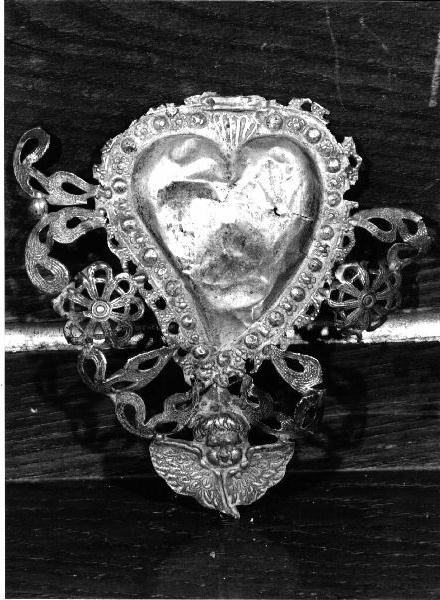 motivi decorativi floreali/ cherubino (ex voto, opera isolata) - bottega italiana (seconda metà sec. XIX)