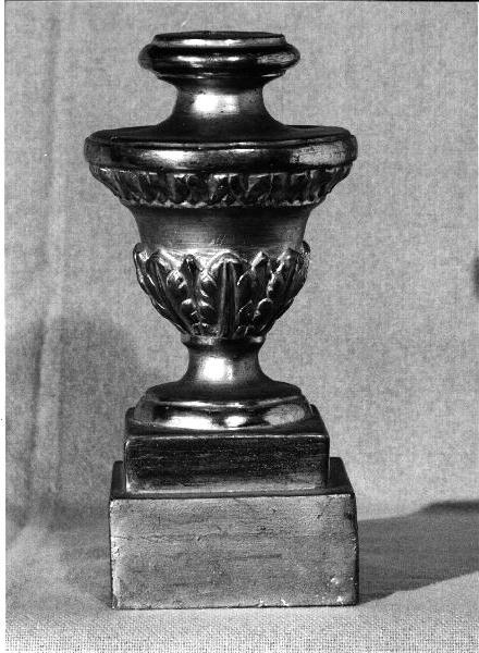 vaso da fiori, opera isolata - bottega genovese (secc. XIX/ XX)