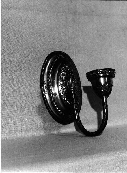 candeliere da parete, opera isolata - PRODUZIONE LIGURE (prima metà sec. XX)