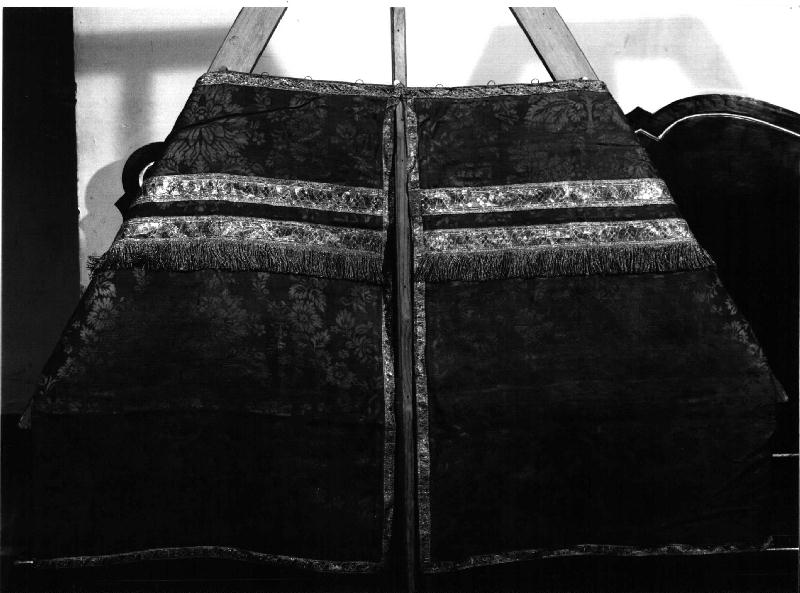 conopeo di tabernacolo, opera isolata - manifattura ligure (seconda metà sec. XIX)