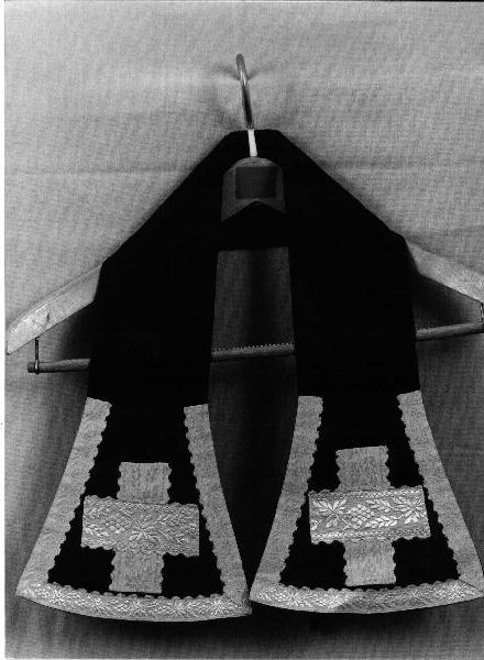 manipolo, opera isolata - manifattura ligure (metà sec. XX)