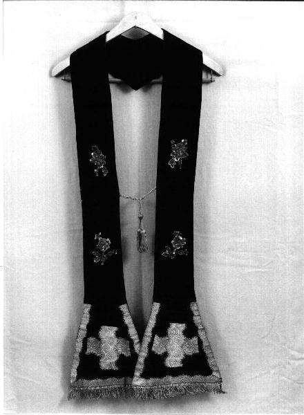 motivi decorativi floreali (stola, opera isolata) - manifattura ligure (prima metà sec. XX)