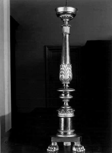 candeliere d'altare, elemento d'insieme - bottega italiana (ultimo quarto sec. XIX)