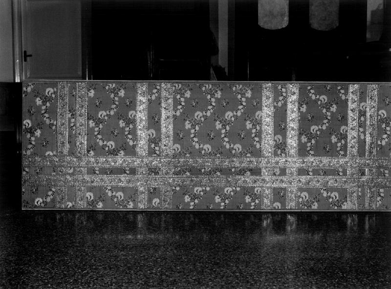 motivi decorativi floreali (paliotto, opera isolata) - manifattura italiana (ultimo quarto sec. XVIII)