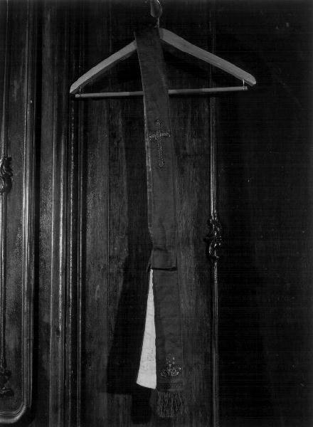 motivi decorativi floreali/ croce (stola, opera isolata) - manifattura ligure (sec. XVIII)