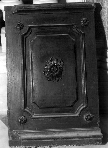 motivi decorativi floreali (sportello, elemento d'insieme) - bottega ligure (seconda metà sec. XVIII)