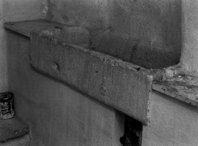 lavabo, opera isolata - bottega ligure (sec. XIV)