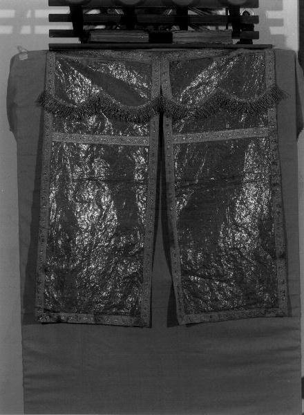 conopeo di tabernacolo, opera isolata - manifattura ligure (sec. XIX)