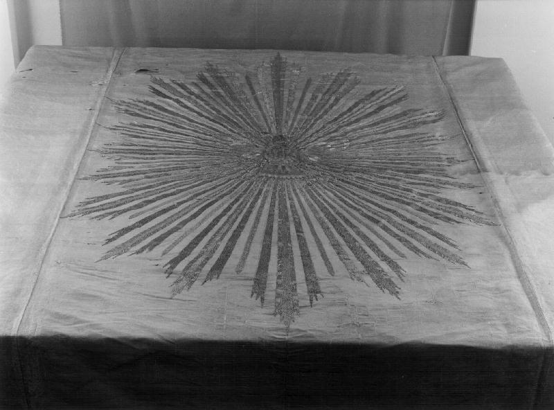 colomba dello Spirito Santo (cielo del baldacchino processionale, elemento d'insieme) - manifattura ligure (primo quarto sec. XX)