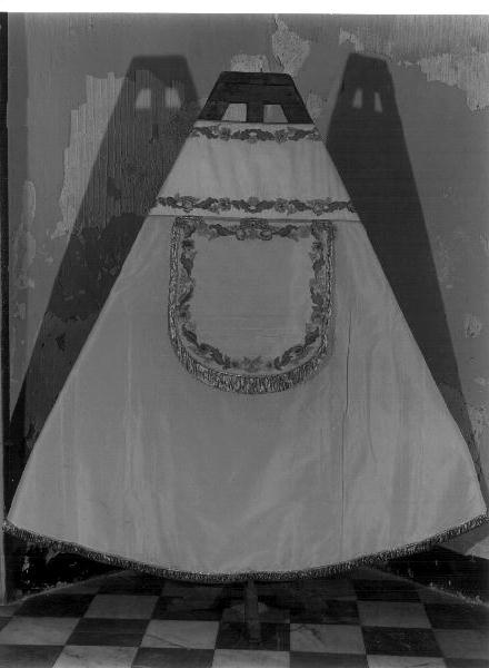 motivi decorativi floreali (piviale, opera isolata) - manifattura ligure (prima metà sec. XIX)