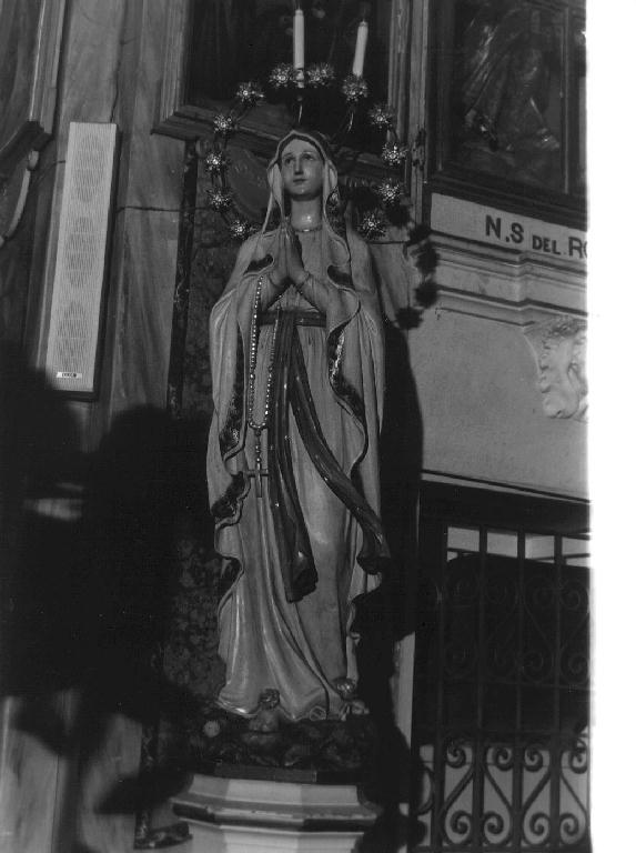 Madonna del Rosario (statua, opera isolata) di Stuffer Mansueto (inizio sec. XX)