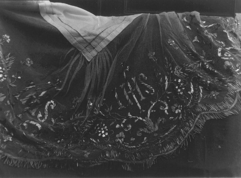 tovaglia da comunione, coppia - manifattura italiana (secondo quarto sec. XX)