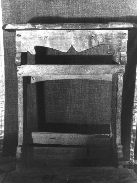 inginocchiatoio, opera isolata - bottega ligure (prima metà sec. XVII)