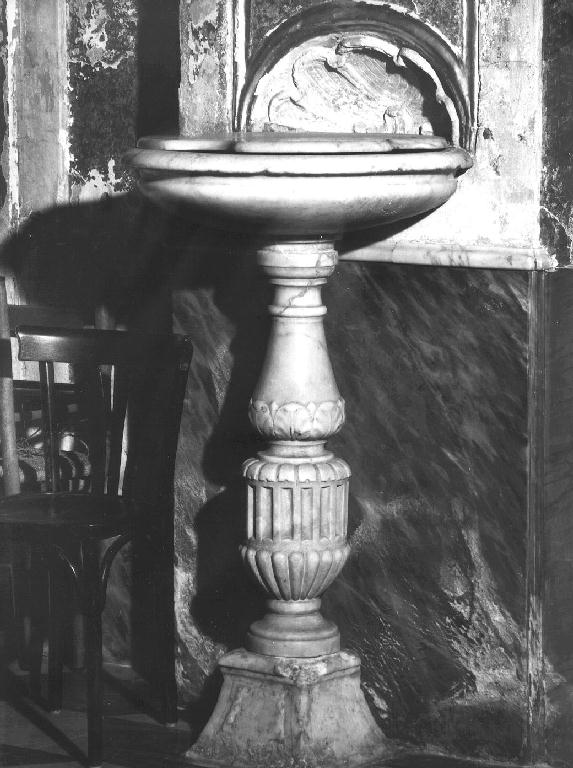 acquasantiera - a fusto, opera isolata - bottega ligure (inizio sec. XVII)