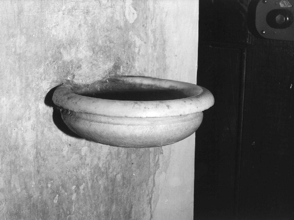 acquasantiera da parete, opera isolata - bottega ligure, PRODUZIONE LIGURE (sec. XIX)