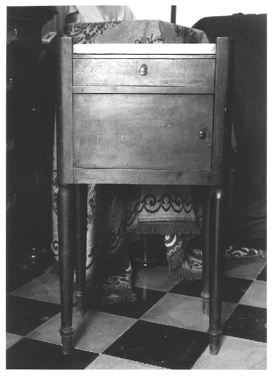 comodino, opera isolata - bottega italiana (metà sec. XIX)