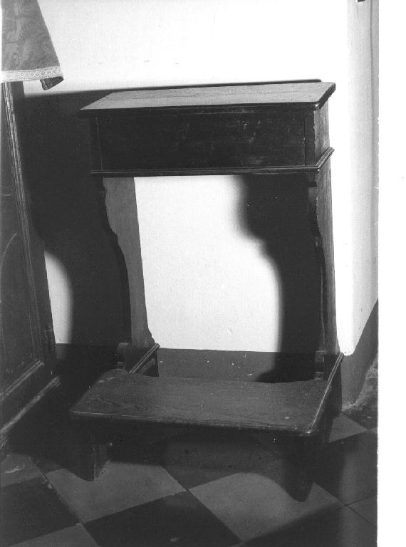 inginocchiatoio, opera isolata - bottega ligure (fine/inizio secc. XIX/ XX)