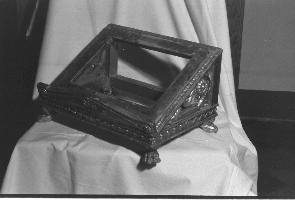 leggio d'altare, serie - bottega ligure (fine/inizio secc. XIX/ XX)
