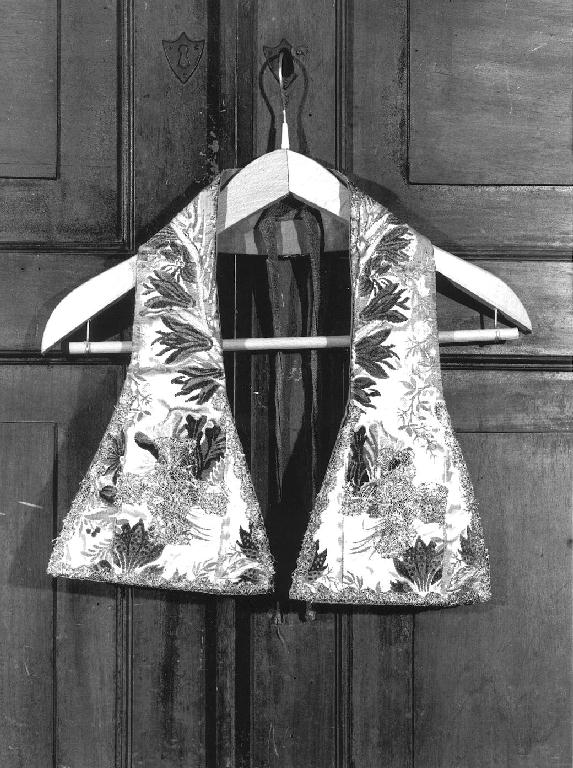 motivi decorativi floreali (manipolo, elemento d'insieme) - manifattura ligure (sec. XVIII)