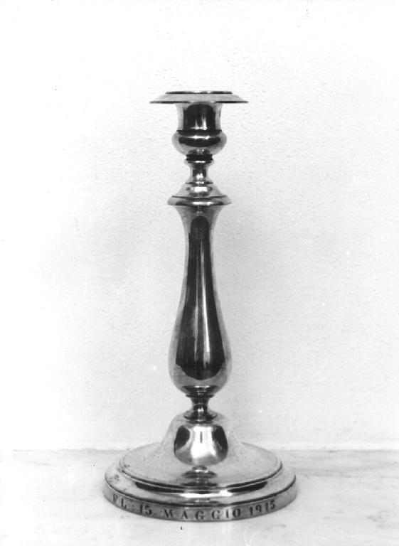 candeliere, coppia - bottega francese (seconda metà sec. XIX)