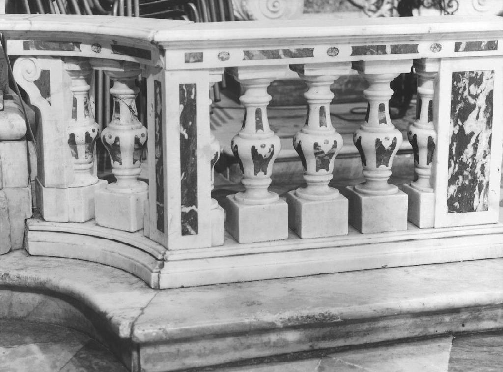 balaustrata, insieme - bottega genovese (secondo quarto sec. XVIII)