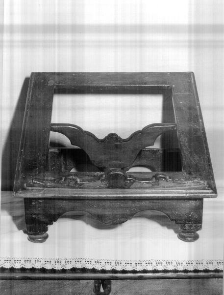 leggio d'altare - bottega versiliese (sec. XIX)