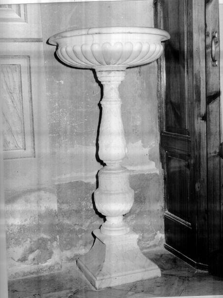 acquasantiera - a fusto - bottega toscana (sec. XIX)