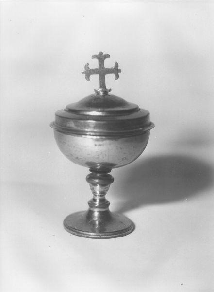 pisside - bottega lucchese (metà sec. XVII)