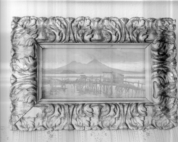 VEDUTA CON PALAFITTE E MONTAGNE (dipinto) di Esposito Gaetano (fine/inizio, seconda metà secc. XVII/ XVIII, sec. XIX)