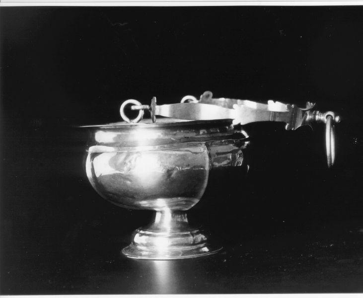 secchiello - bottega italiana (metà sec. XVIII)