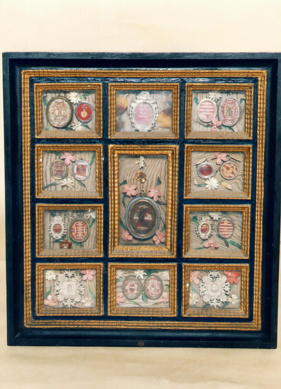 reliquiario - a tabella, serie - produzione siciliana (Fine/inizio secc. XIX/ XX)