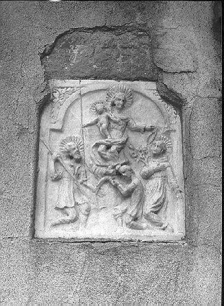 Madonna del Rosario (rilievo) - ambito apuano (metà sec. XVIII)