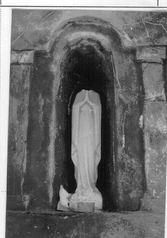 MADONNA (statuetta) - ambito apuoversiliese (sec. XX)