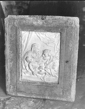 SACRA FAMIGLIA (rilievo) - ambito apuoversiliese (sec. XVII)