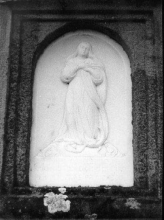 IMMACOLATA CONCEZIONE (rilievo) - ambito apuano (sec. XX)