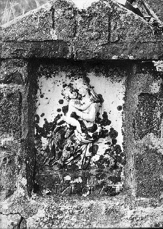 MADONNA CON BAMBINO (rilievo) - ambito apuano (sec. XIX)