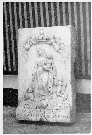 MADONNA DEL ROSARIO (rilievo) - ambito apuoversiliese (sec. XIX)