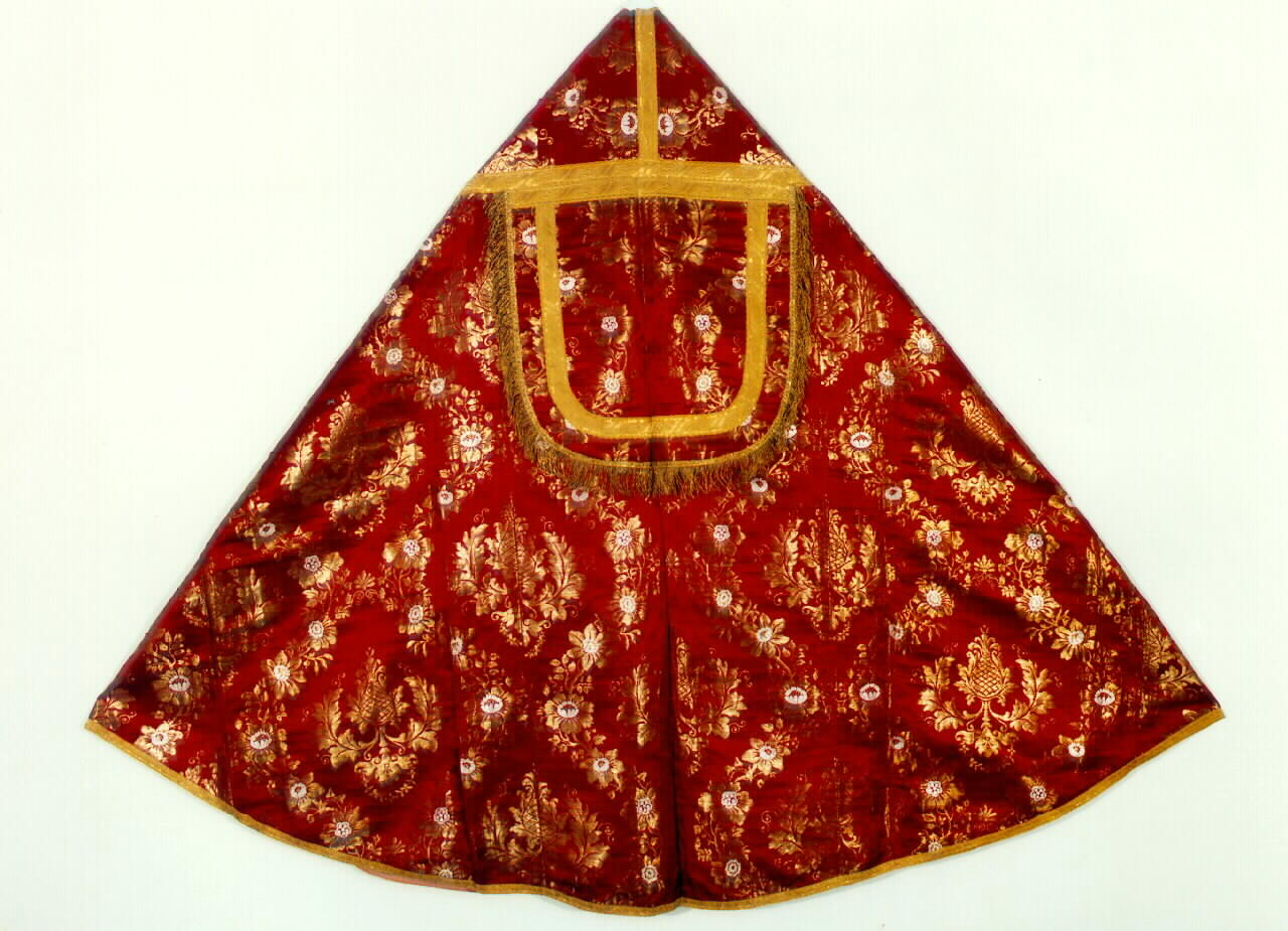 piviale - manifattura siciliana (primo quarto sec. XX)