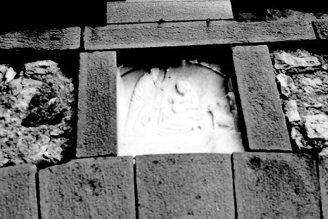 SACRA FAMIGLIA (rilievo) - ambito apuoversiliese (sec. XIX)