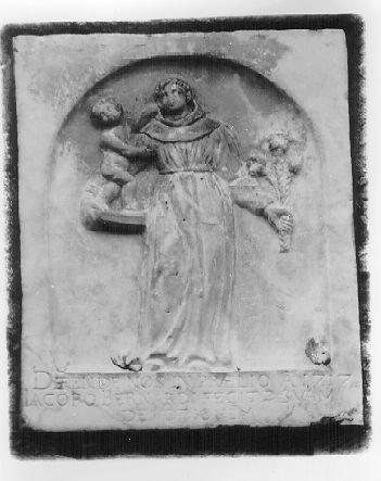 Sant'Antonio da Padova con il bambino (rilievo) - ambito apuoversiliese (sec. XVIII)