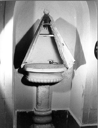 fonte battesimale - bottega toscana (sec. XIX)