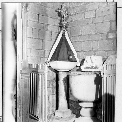 fonte battesimale - a fusto - bottega italiana (secc. XVII/ XVIII)