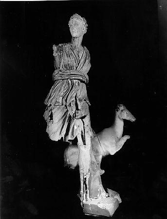 Artemide di Versailles, figura femminile (statua) - bottega italiana (sec. XIX)