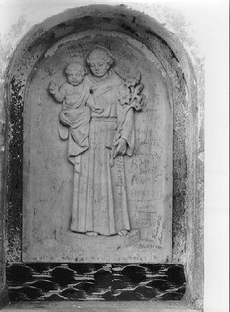 Sant'Antonio da Padova con il bambino (rilievo) - ambito apuoversiliese (sec. XX)
