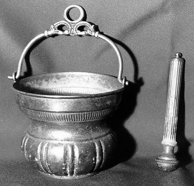 secchiello per l'acqua benedetta - bottega italiana (prima metà sec. XIX)