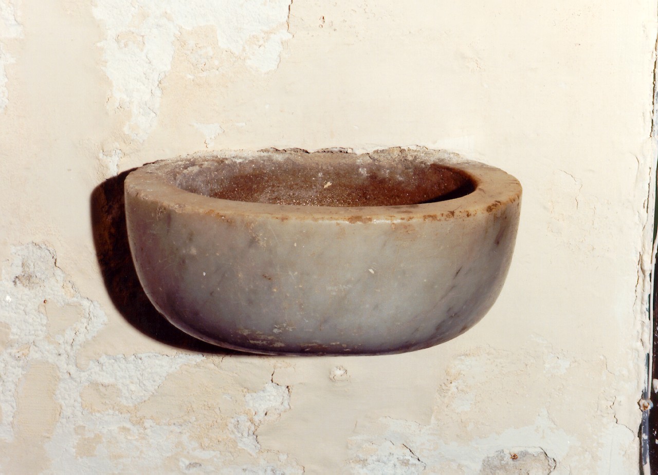 acquasantiera da parete - ambito siciliano (Seconda metà sec. XIX)