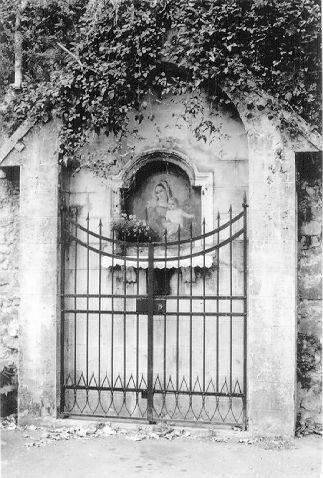 Madonna del Carmelo (dipinto) di Triani Tiziano (sec. XX)